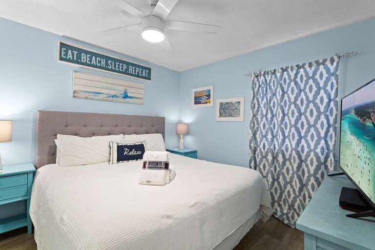 23-Gulfview-113-Bedroom