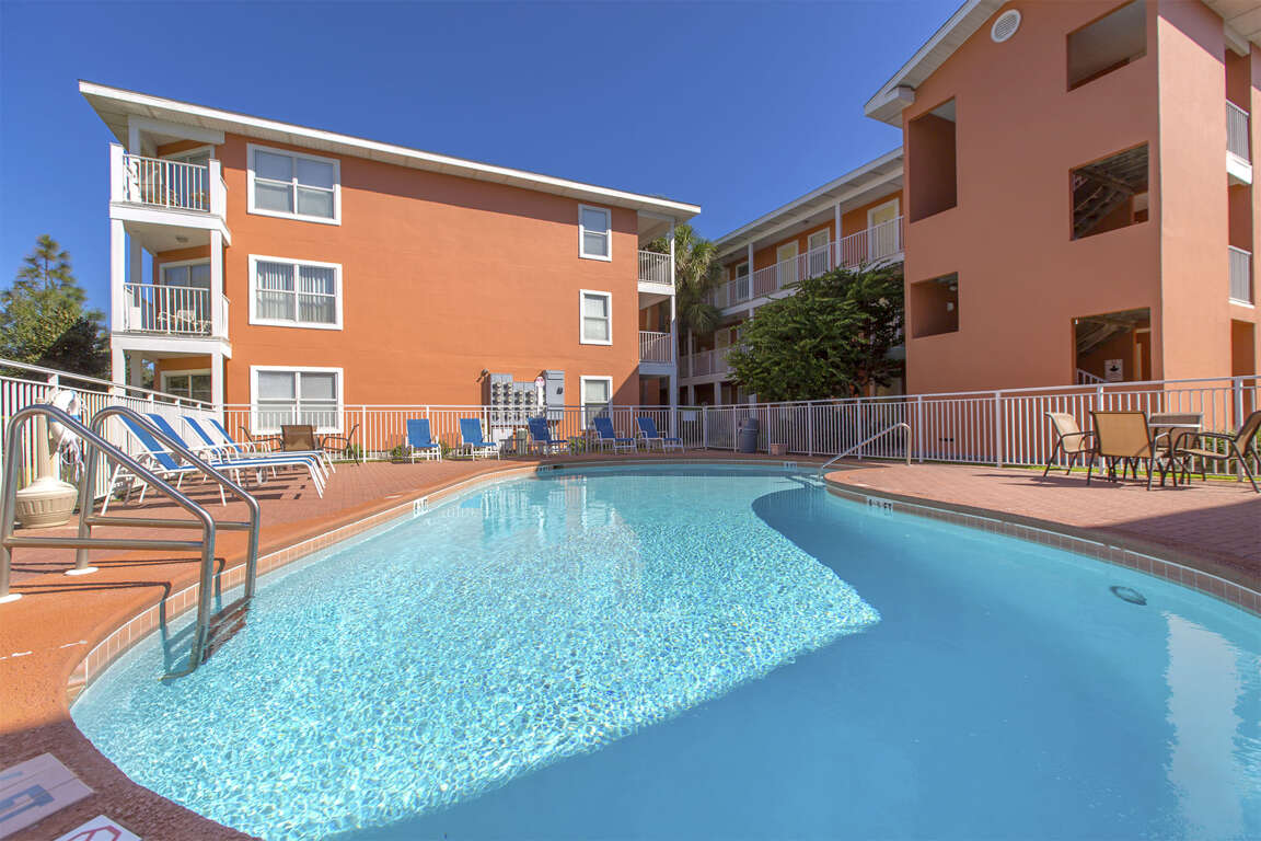 Gulfview 113 Miramar Beach, FL Condo for 4 Guests