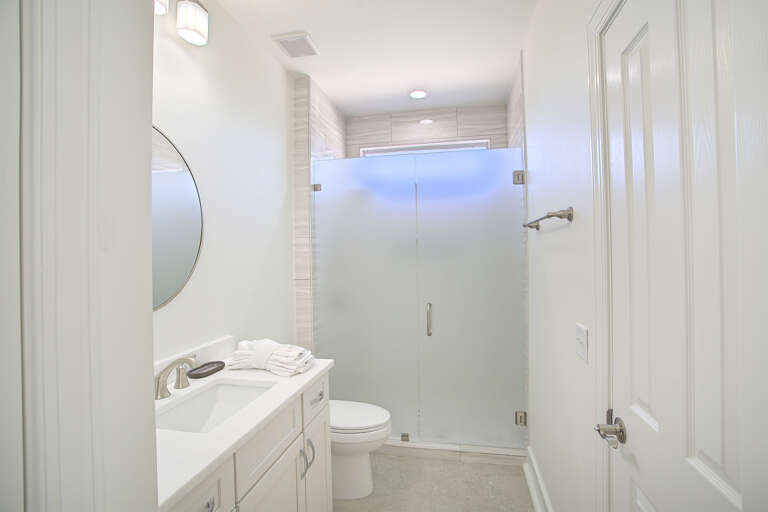 22-Seascape-Bathroom-2