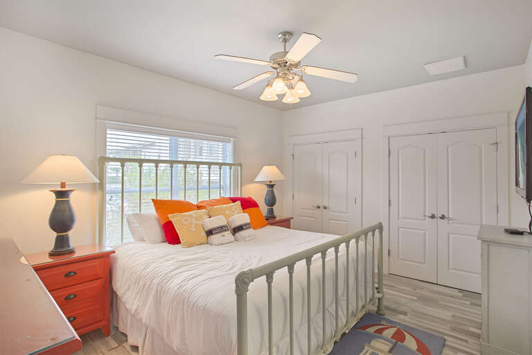 21-Under-The-Sea-Bedroom