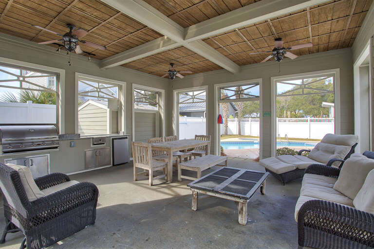 22-Crystal-View-Cabana