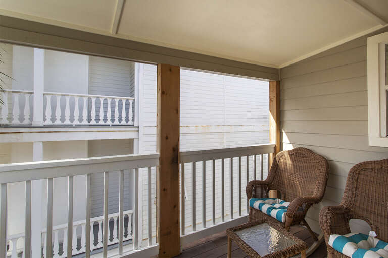 22-Crystal-View-Master-Balcony