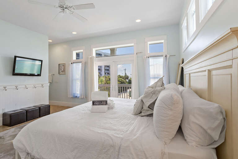 22-Tackle-Box-Bedroom-Alt 22-Tackle-Box-Bedroom-Alt