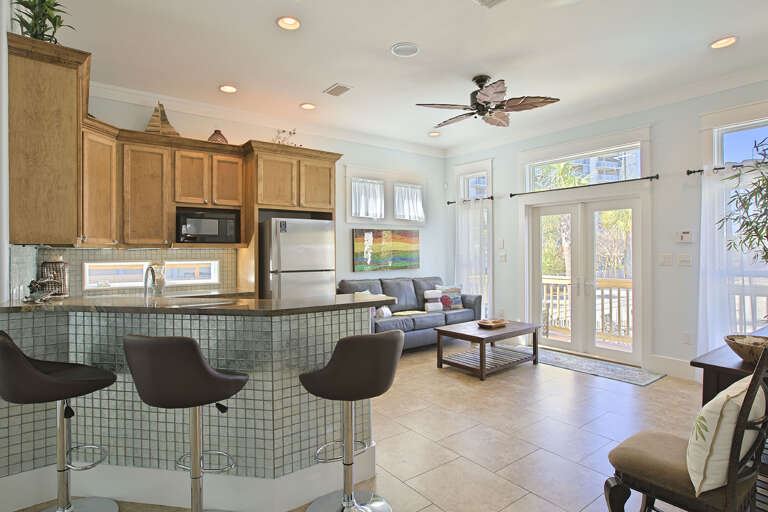 19-Tackle-Box-Kitchen-2