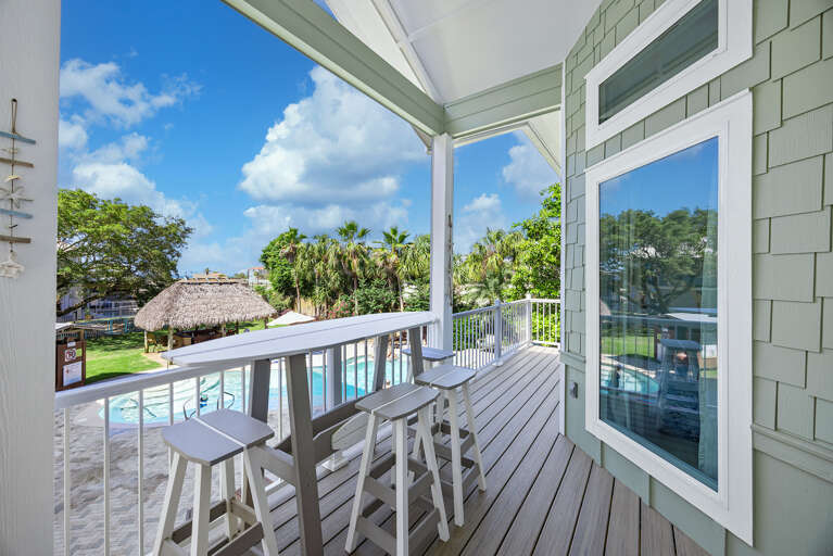 Hideout Balcony Alt 2