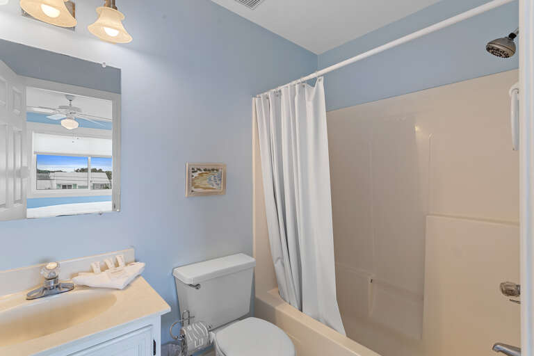 24-Summerhaven-1-Bathroom