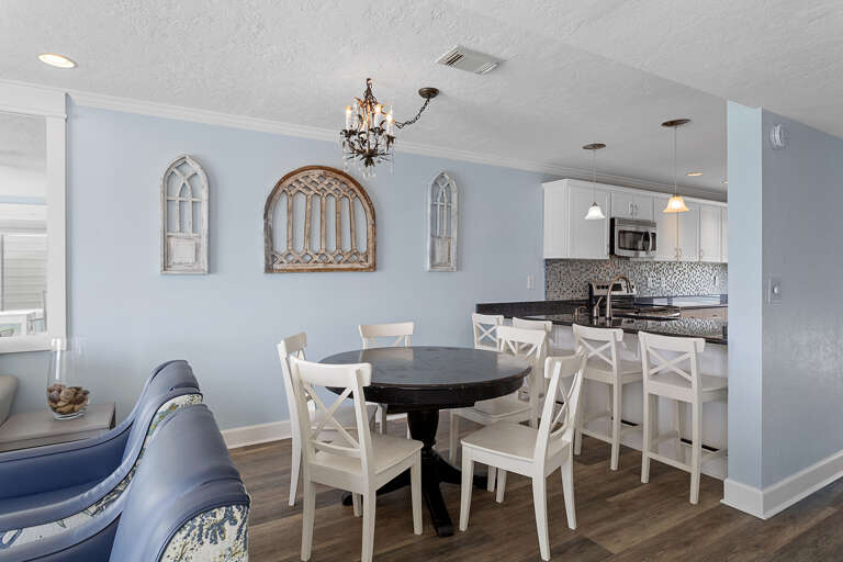 24-Summerhaven-1-Dining