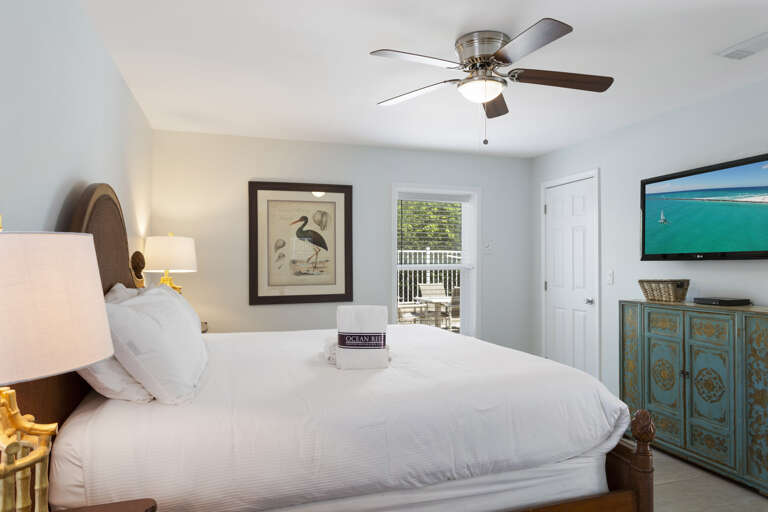 22-Beach-Baby-Bedroom-2