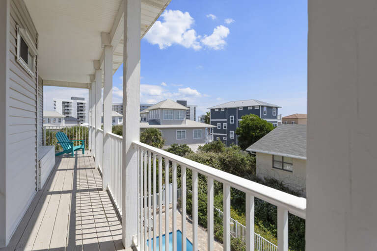 22-Beach-Baby-Master-Balcony-Alt