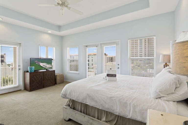 22-Beach-Baby-Master-Bed