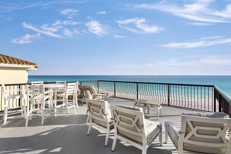 Villa Vittoria Balcony Alt 2
