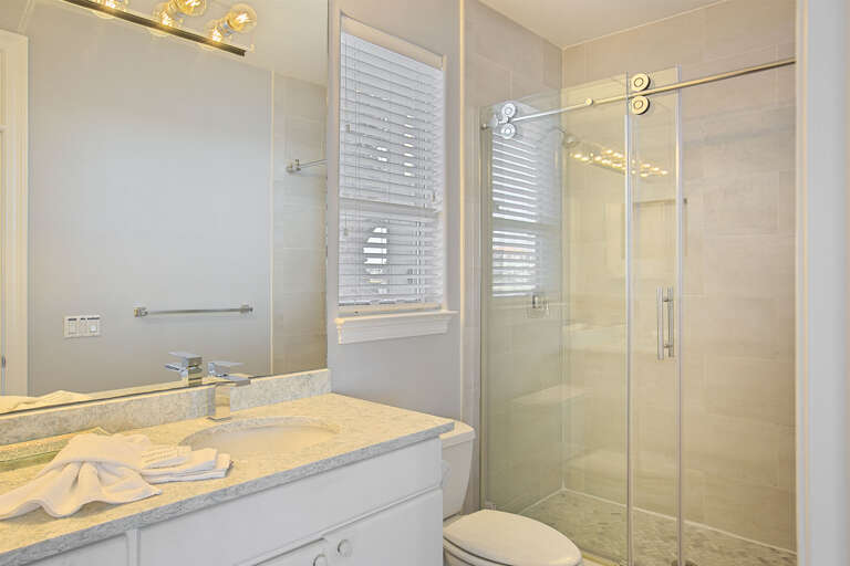 20-All-About-The-View-Bathroom-Alt 20-All-About-The-View-Bathroom-Alt