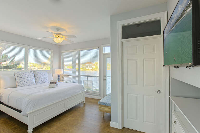 20-All-About-The-View-Bedroom-2 20-All-About-The-View-Bedroom-2