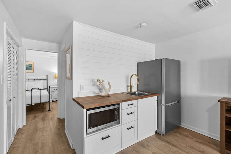 Costa Del Sol A8 Kitchenette