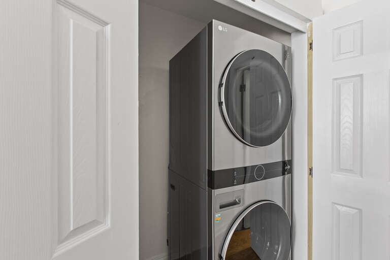 Costa Del Sol A8 Laundry