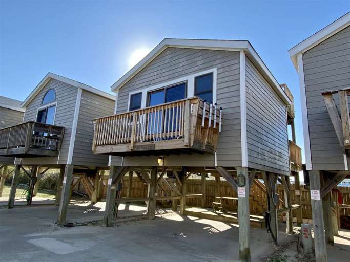 10 THE FISH HOUSE