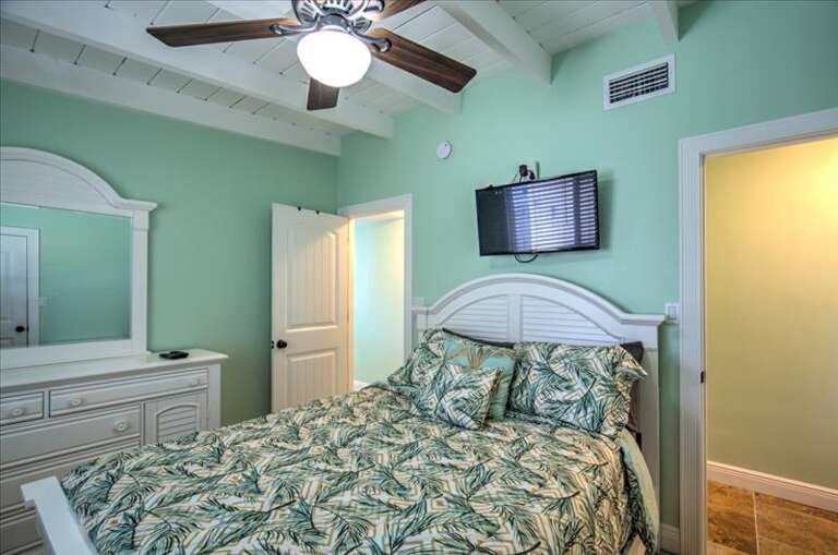 Guest Bedroom Guest Bedroom