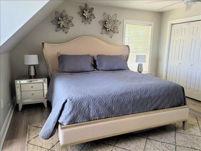 King bed upstairs main