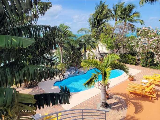 pool above west 2022