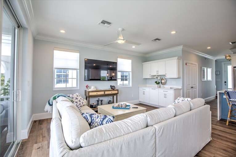 Living Area Living Area