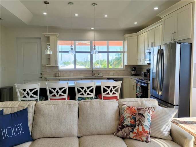 Living to kitchen Living to kitchen