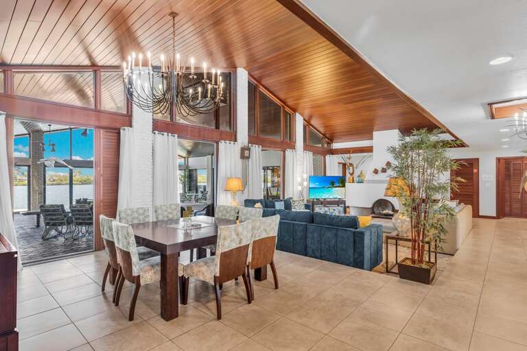 Dining area Dining area