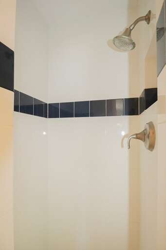 Master Bathroom Master Bathroom