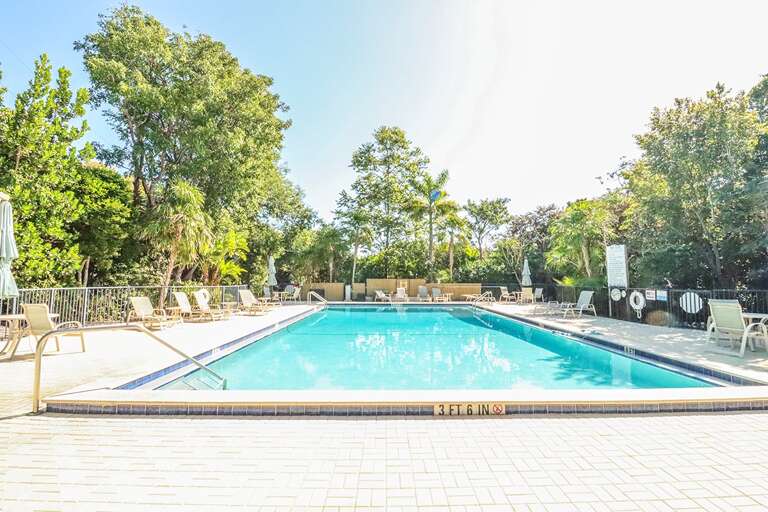 Community Pool Community Pool