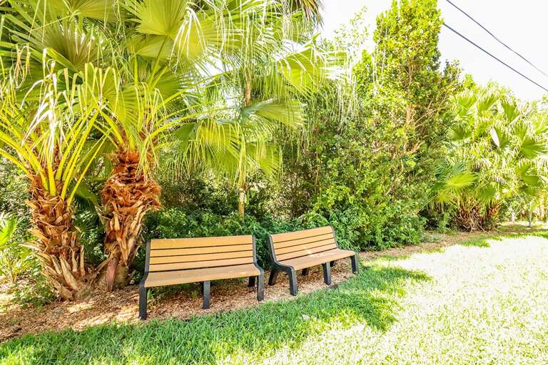 Community Sitting Areas Community Sitting Areas