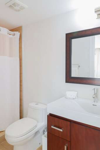 Guest Bathroom Guest Bathroom