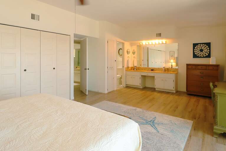 Main Suit with 1/2 bath