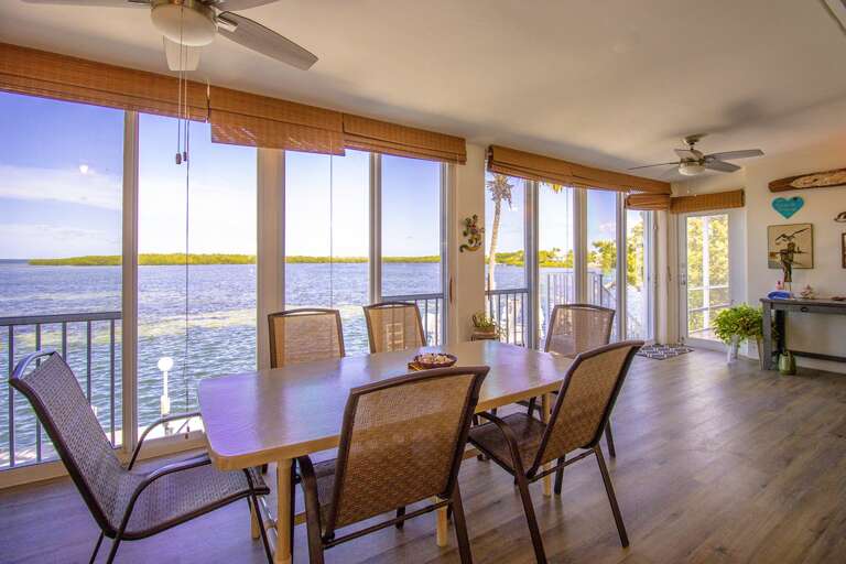 Additional Dining Area