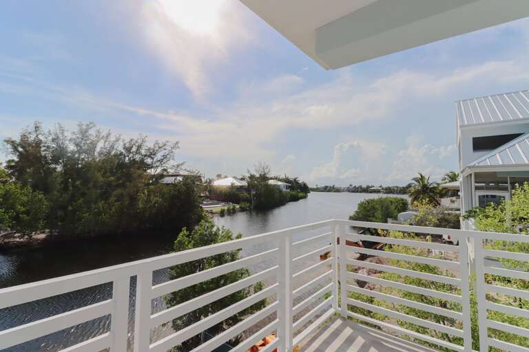 Balcony Lagoon view