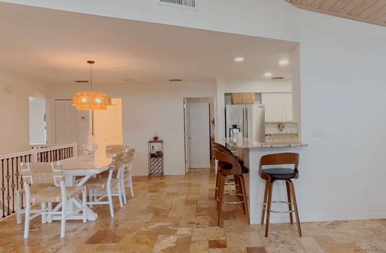 Plantation Shores Dr