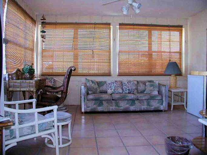 Sun Porch with Sleeper