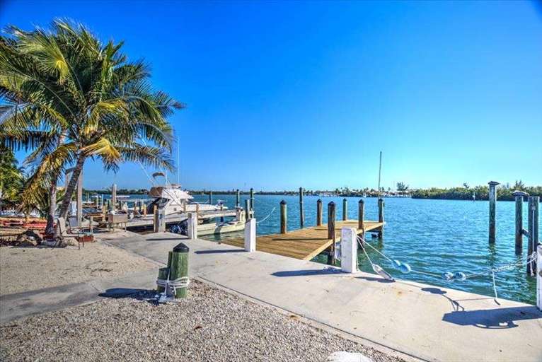 Island Time Key Colony Beach Florida 2 Bedroom Vacation Home for