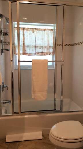 Hall shower Hall shower