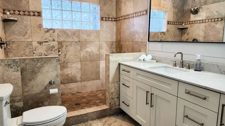 Gulf Breeze Pool Home