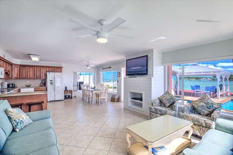 Living Area Living Area