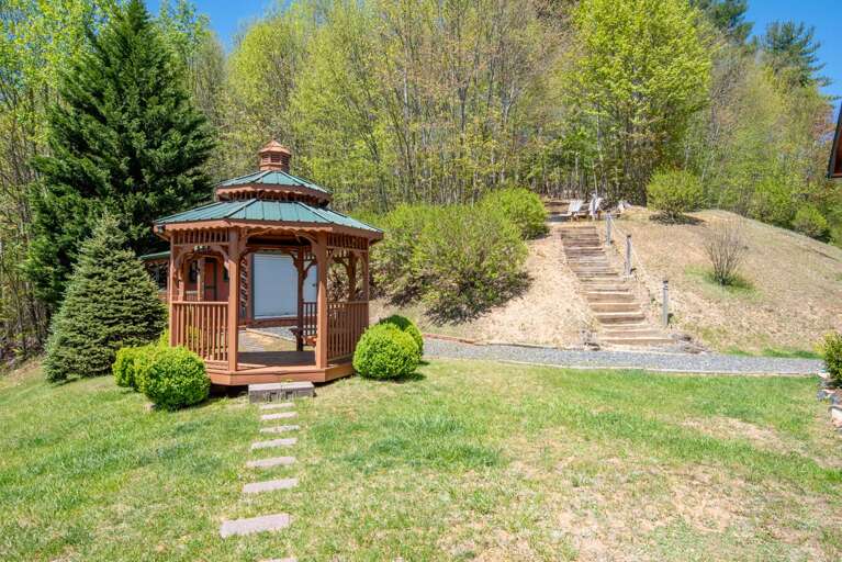 Enjoy the views from your private gazebo on the property... Enjoy the views from your private gazebo on the property...