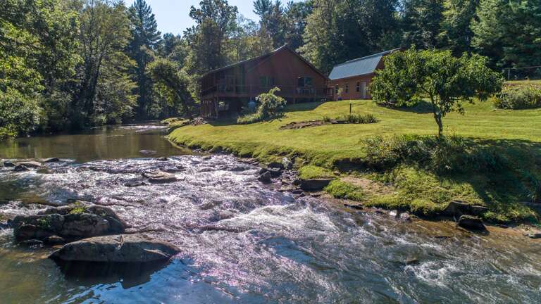 You are making the right choice renting Cranberry Mill - We will see you on the creek!