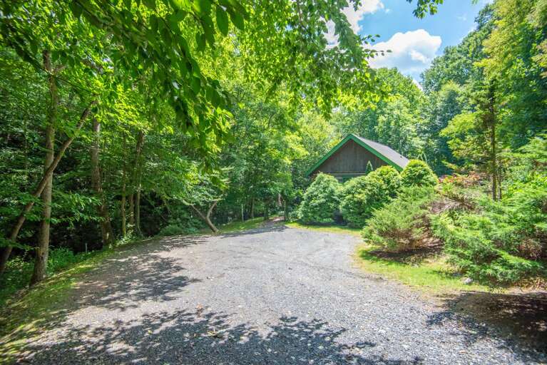 Creekside Escape in West Jefferson, exactly as the name implies. Get away from it all!