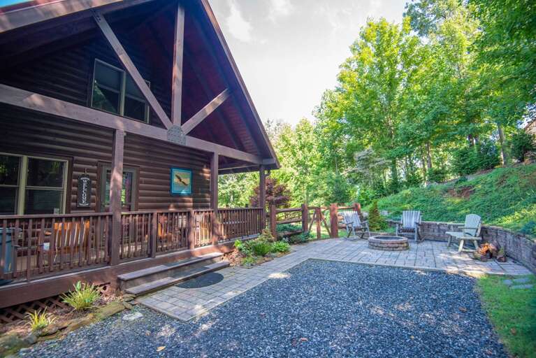 Covered deck next to your private fire pit... Covered deck next to your private fire pit...