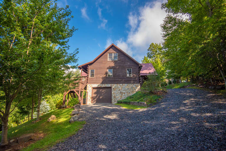 Yes, you found your next vacation cabin, Eagle Ridge, in beautiful Todd North Carolina. Yes, you found your next vacation cabin, Eagle Ridge, in beautiful Todd North Carolina.