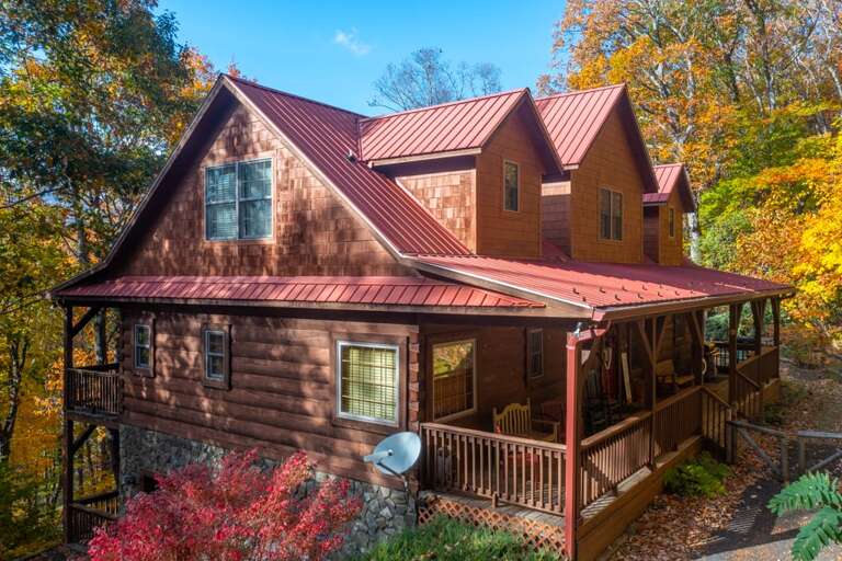 Your log cabin experience awaits at Hibernation Station in West Jefferson NC.