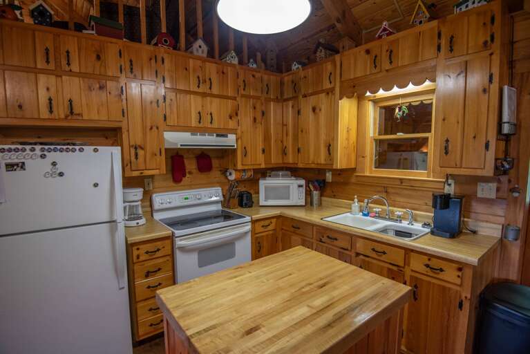 Your cabin chic kitchen... Your cabin chic kitchen...