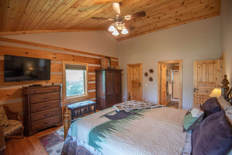 With dressers to unpack and feel at home...