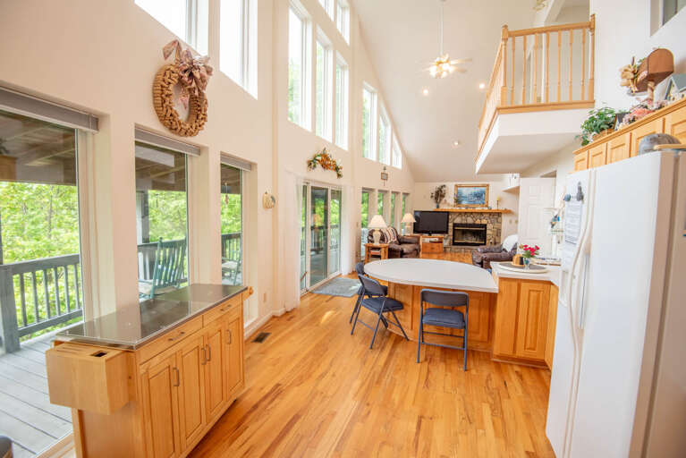 and an entertainer's layout...