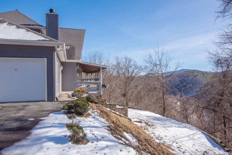 River Hills Vistas in Lannsing NC (near West Jefferson)...