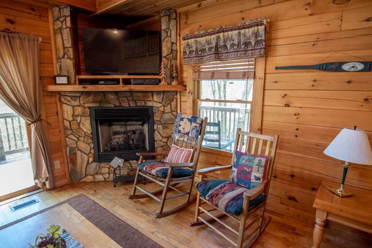 Relaxing spots to read or chat...